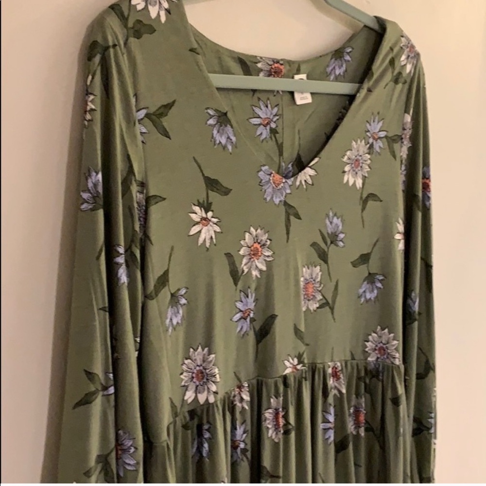 Old Navy long sleeve floral dress